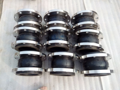 選擇可曲撓橡膠接頭應該從多個方面考慮